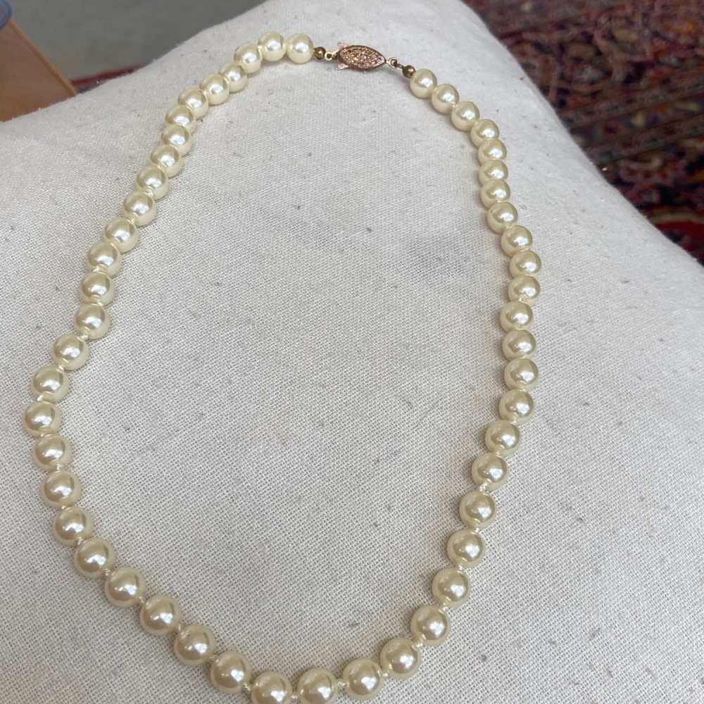 Elegant Cream faux Pearl 16 in necklace  Necklace